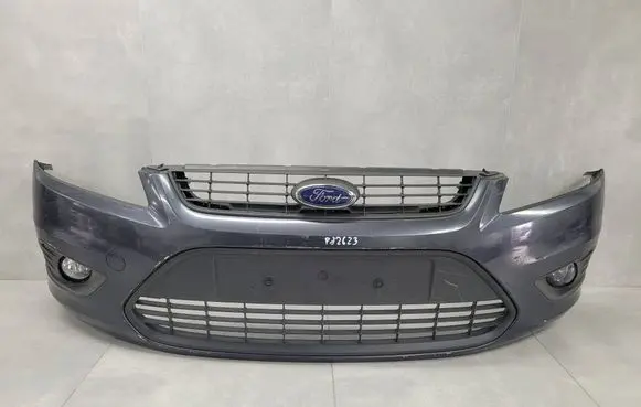 Ford Focus Front bumper 8M5117K819 8M5117K819A D2A3B