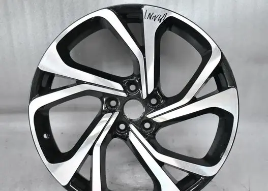 Renault Clio IV R20 alloy rim 