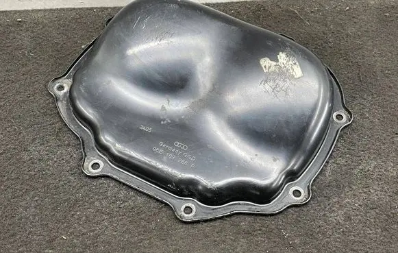 Audi A6 S6 C6 4F Timing chain cover 06E109286F