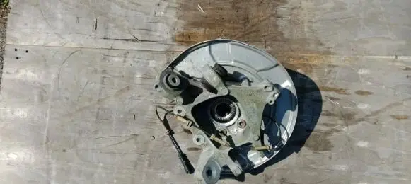 BMW 7 G11 G12 Front wheel hub 62165410