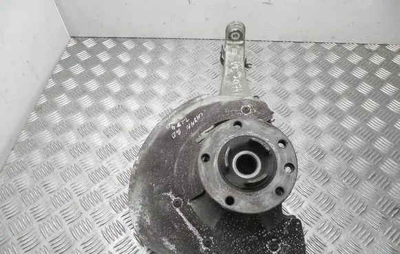 Porsche Cayenne (92A) Front wheel hub 7P0407246A VD20743