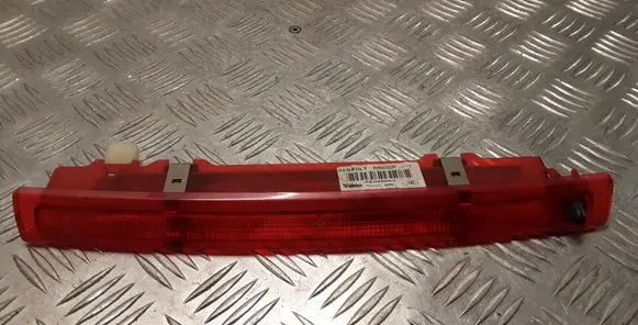 Renault Megane II Third/center stoplight 8200073239
