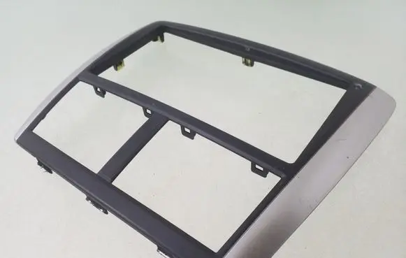 Subaru Forester SH Radio/GPS head unit trim 
