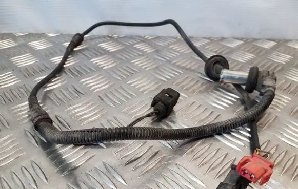 Audi A6 S6 C5 4B ABS brake wheel speed sensor 4B0927803C