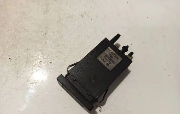 Windscreen/window heater switch