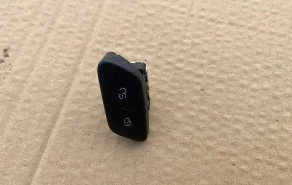 Volkswagen Polo V 6R Central locking switch button 6r1962125a HC217961R9 SZD1890