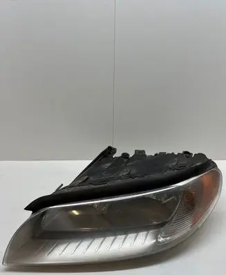 Volvo V70 Headlight/headlamp 31214351 6330100001