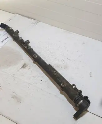 BMW 5 E60 E61 Fuel main line pipe 7795514 0445216015