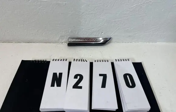 Volvo S90, V90 Fender trim (molding) 31447626