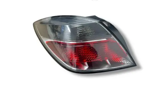 Opel Astra H Rear/tail lights 13252443