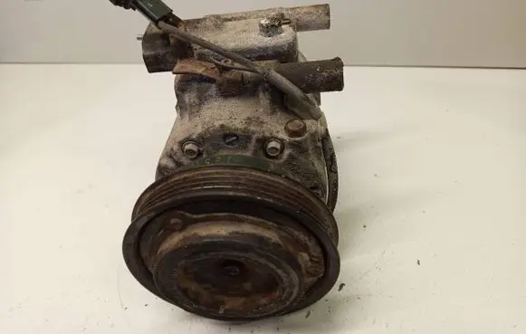 KIA Rio Air conditioning (A/C) compressor (pump) 1127024600 6D2110036 6SBU16