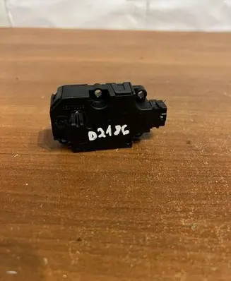 BMW 3 E90 E91 Intake manifold valve actuator/motor CZ1139300856 D2186