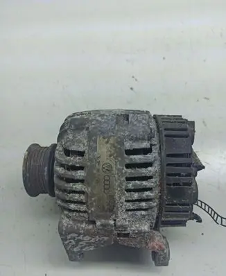 Volkswagen PASSAT B5 Generator/alternator