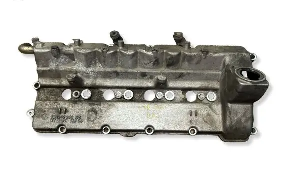 BMW 7 E38 Rocker cam cover 11122248195