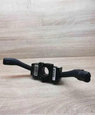 Audi A3 S3 8L Wiper turn signal indicator stalk/switch 8L0953513G