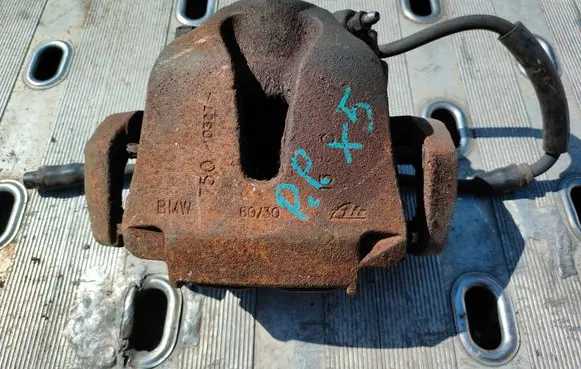 BMW X5 E70 Front brake caliper 6030