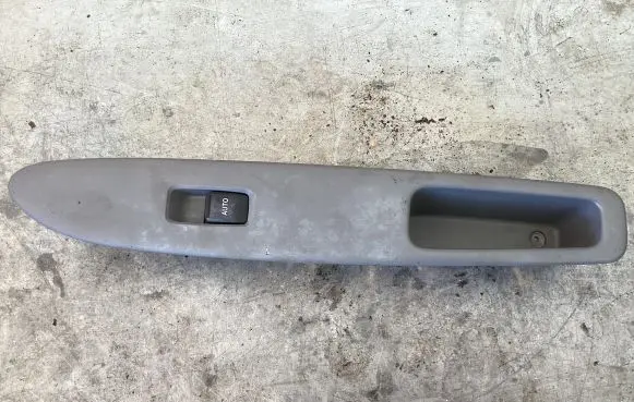 Toyota Avensis Verso Front door interior handle trim 7423144190