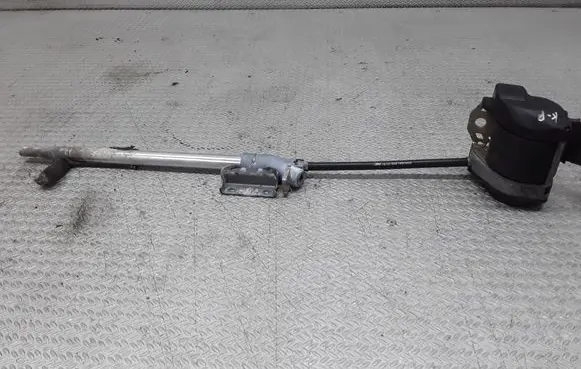 Audi A8 S8 D2 4D Front seatbelt