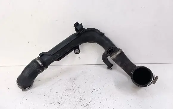 Skoda Superb B6 (3T) Intercooler hose/pipe 1K0145762HC 1K0145770AE
