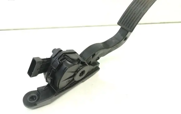KIA Rio Accelerator throttle pedal