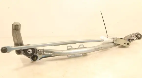 BMW 3 E90 E91 Front wiper linkage 7161711107