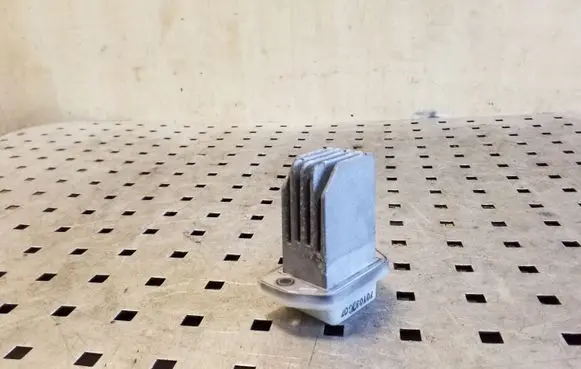 Nissan Qashqai Heater blower motor/fan resistor
