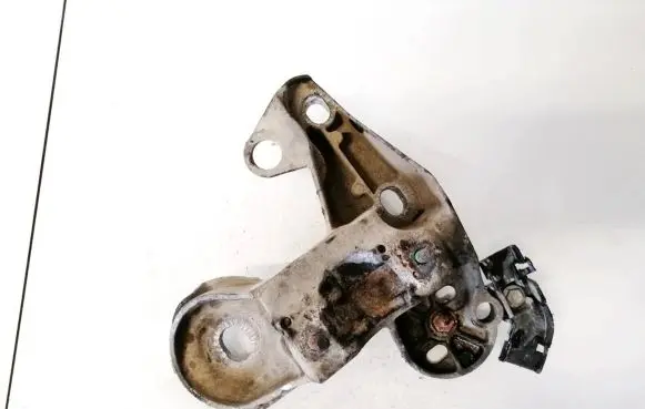 Audi A4 S4 B6 8E 8H Engine mounting bracket 8e0199352d