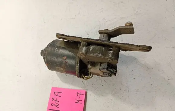 Opel Corsa C Front wiper linkage and motor 
