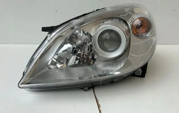 Mercedes-Benz A W169 Headlight/headlamp 1698207761
