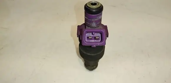 Volvo S40, V40 Fuel injector 9125118