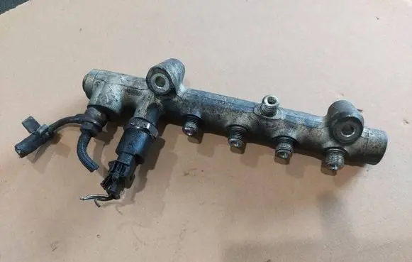 Opel Astra H Fuel main line pipe 071268L1 0445214049