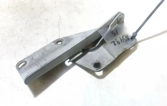 Nissan Almera Engine bonnet/hood hinges
