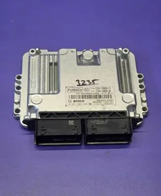 Ford Focus Engine control unit/module CV6A12B684BB CV6112A650YG 0261S08386