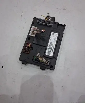 Dacia Sandero II Comfort/convenience module 284B18663R