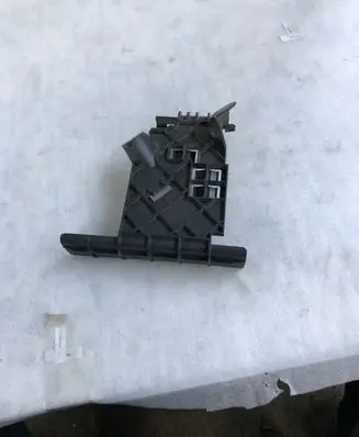 Volkswagen Tiguan Other engine bay part 5qa906507
