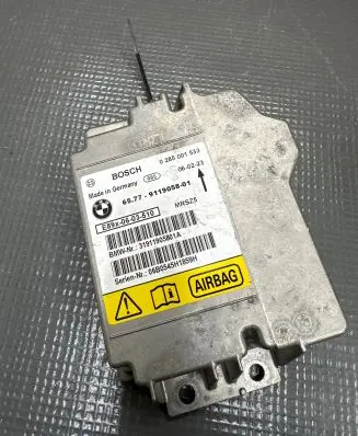 BMW 1 E81 E87 Airbag control unit/module 31911905801A 9119058 0285001533