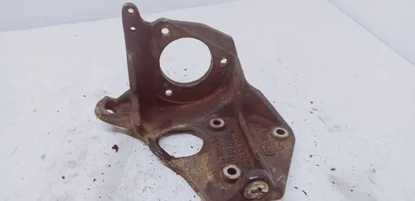Volkswagen Transporter - Caravelle T4 Fuel pump bracket 074130141C