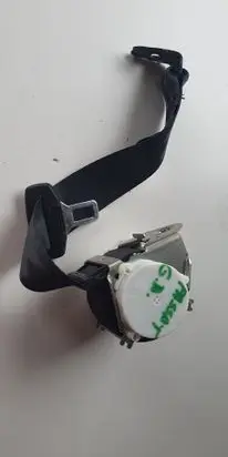 Volkswagen PASSAT B7 Rear seatbelt