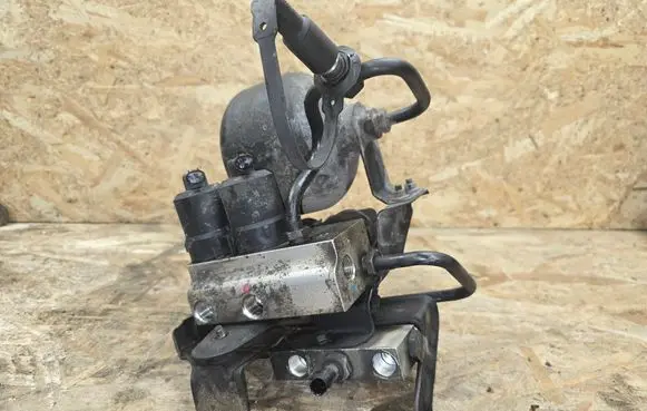 Mercedes-Benz SL R230 Air suspension compressor A2203280031