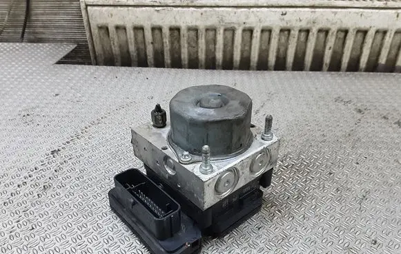 Nissan Micra ABS Pump 476601H20A