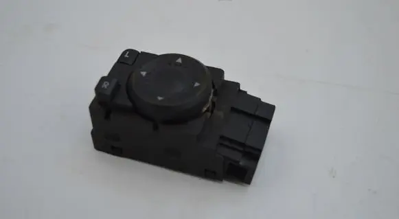 Volkswagen PASSAT B5 Wing mirror switch 3B1959565B