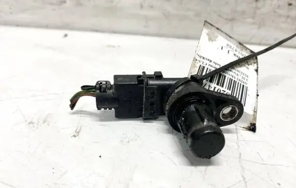 Mercedes-Benz CLS C219 Camshaft position sensor 0232103050 A0041539628
