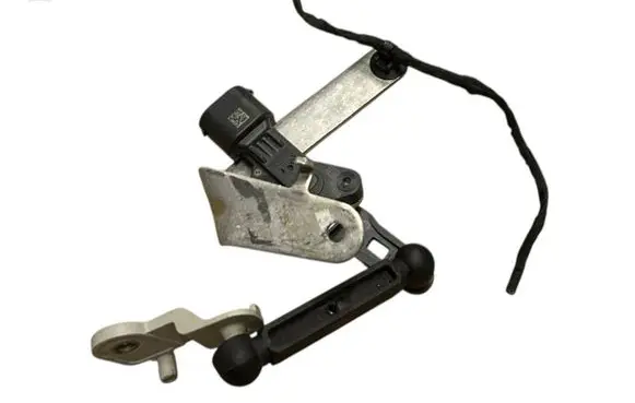 BMW X7 G07 Headlight/headlamp level sensor 6895467 37146895467