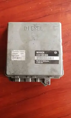 BMW 5 E39 Engine control unit/module 0281001243