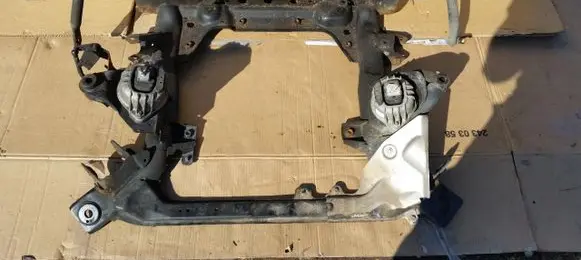 BMW X1 E84 Front axle beam 6788966