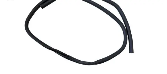Ford Maverick Front door rubber seal GPFXA 013500A