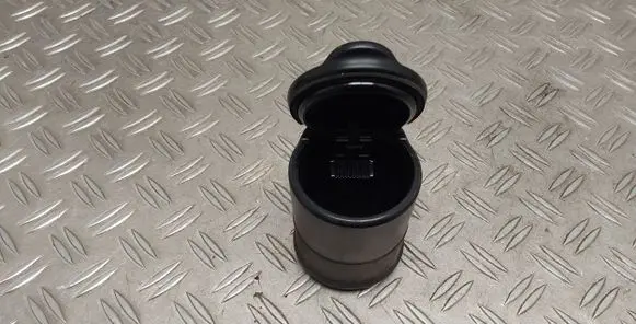 Ashtray (front)