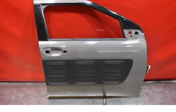 Citroen C4 Cactus Front door