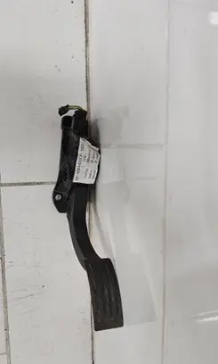 Ford Focus Accelerator throttle pedal EV619F836AA 6PV01036880 6PV01026880