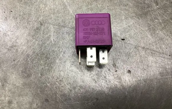 Audi A6 S6 C6 4F Other relay 431951253G